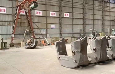 Zunhua Shengjian Prosperous Machinery Parts Co., Ltd. modernisiert seine Präzisionsguss-Produktionslinie und erweitert seine ausländischen Lieferkanäle für Gegengewichtsteile für Bergbaumaschinen.